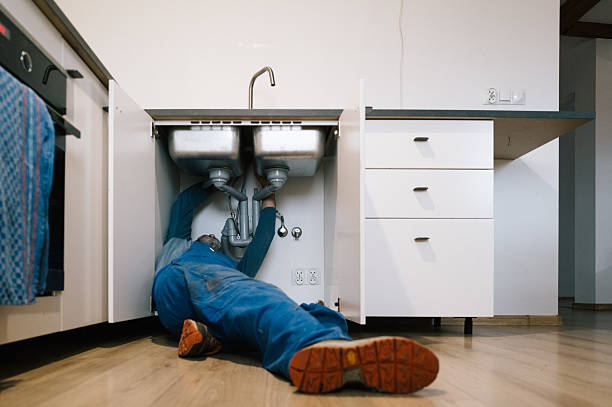 Professional Emergency Plumber technician working in Orchard Hill, GA
